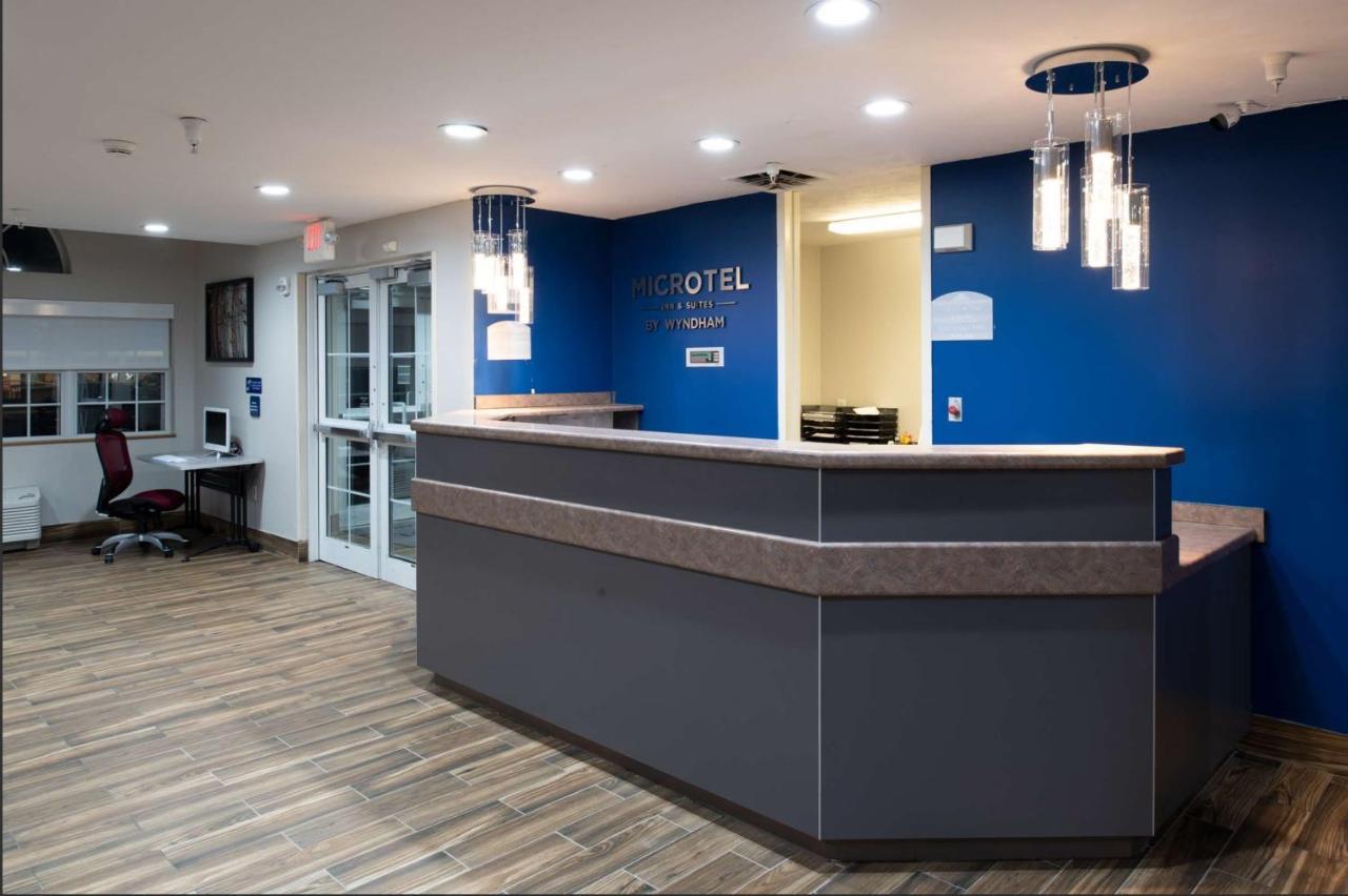 Microtel Inn & Suites By Wyndham Springfield Eksteriør billede